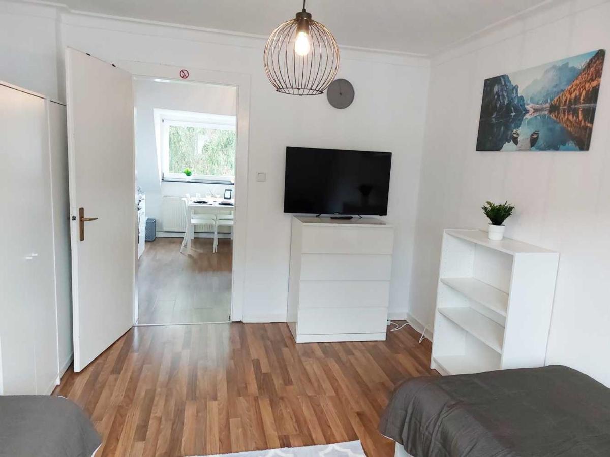 Cozy Apartment With Garden In Гельзенкирхен Экстерьер фото