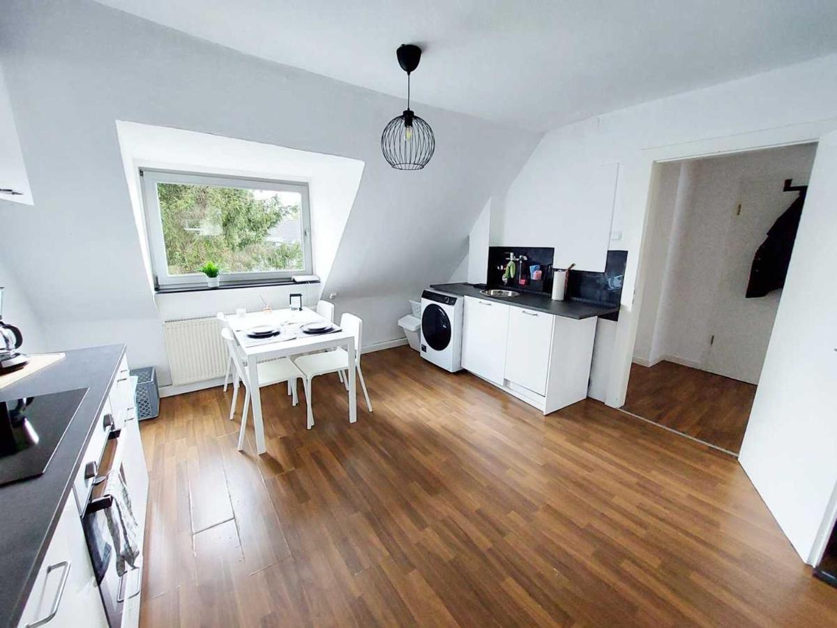 Cozy Apartment With Garden In Гельзенкирхен Экстерьер фото