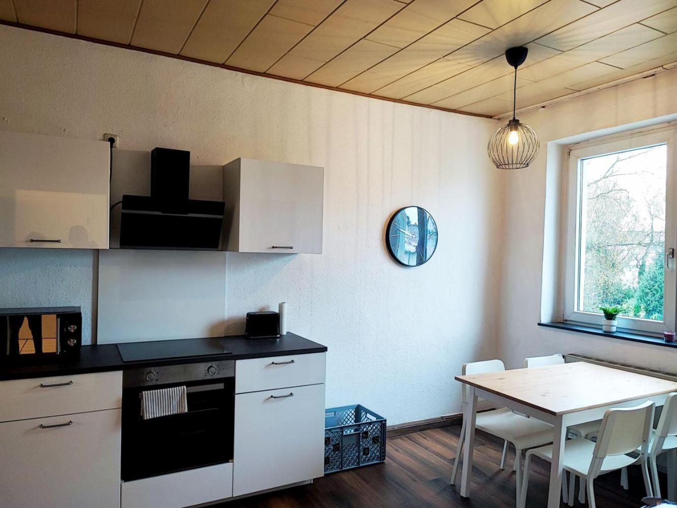 Cozy Apartment With Garden In Гельзенкирхен Экстерьер фото