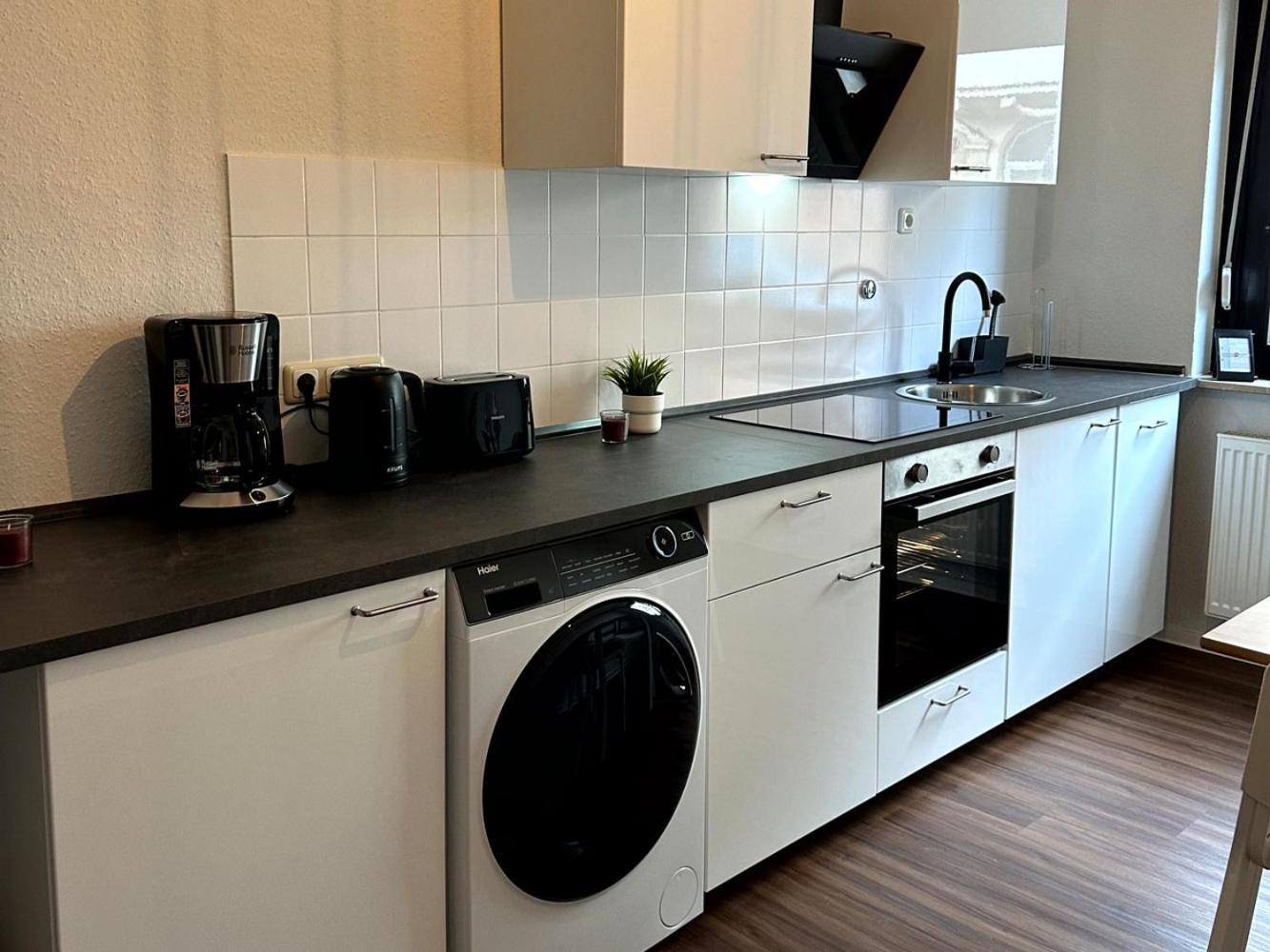 Cozy Apartment With Garden In Гельзенкирхен Экстерьер фото