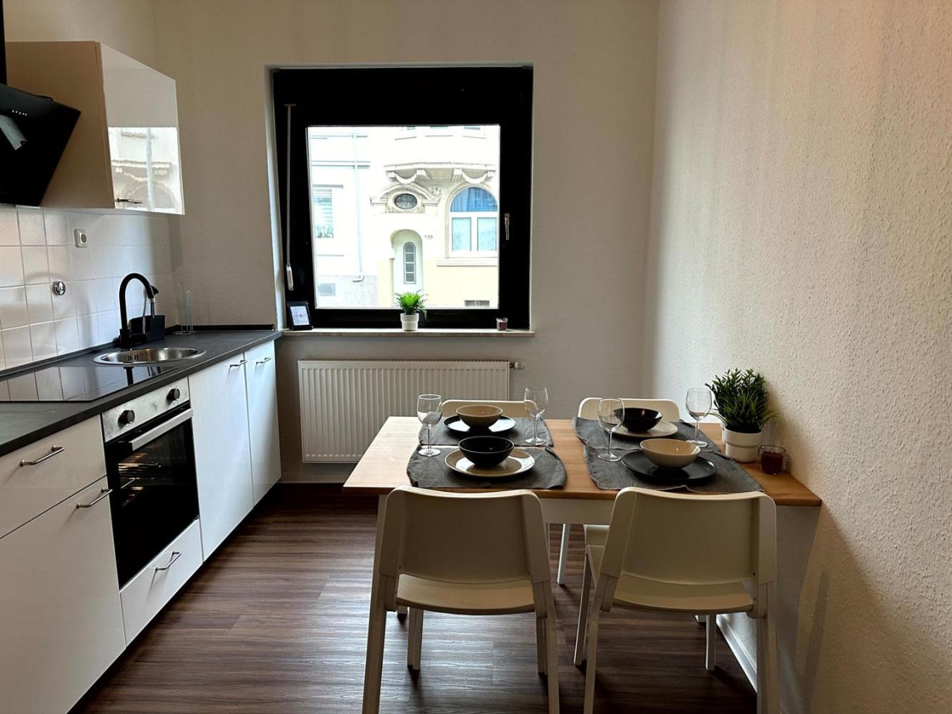 Cozy Apartment With Garden In Гельзенкирхен Экстерьер фото